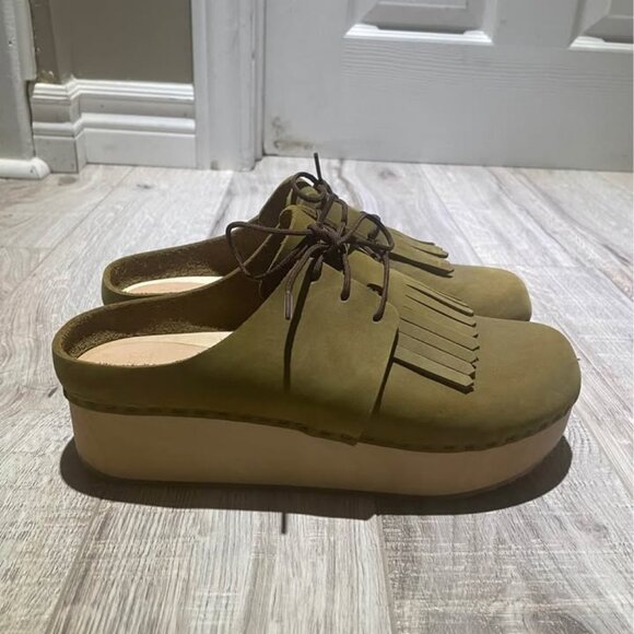 Bryr Clogs Zoe Platform Shoes (Size 8) in Kelp Nubuck - Picture 3 of 8